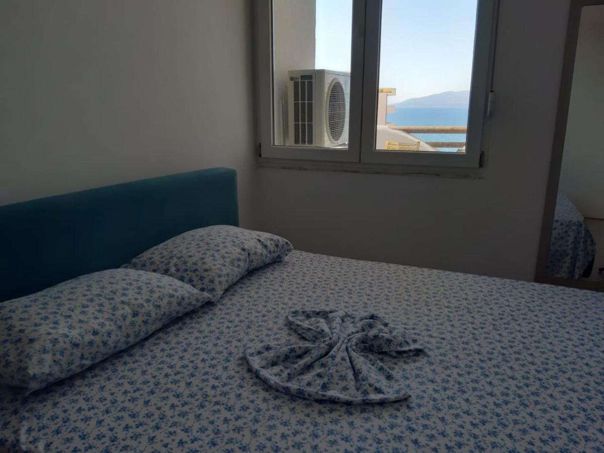 Bougainville Bay Apartments Sarandë Esterno foto